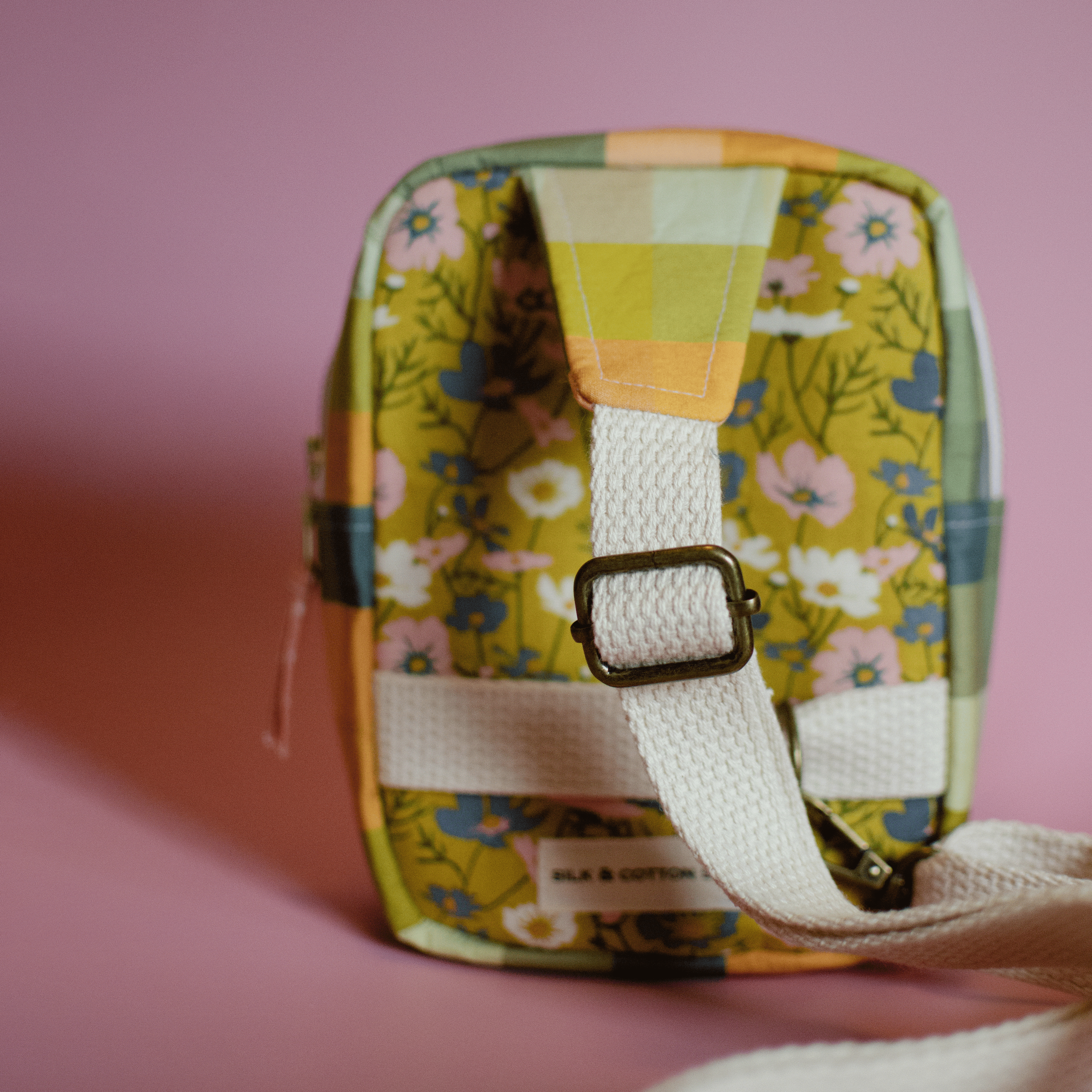 Sling Pack - Wildflowers